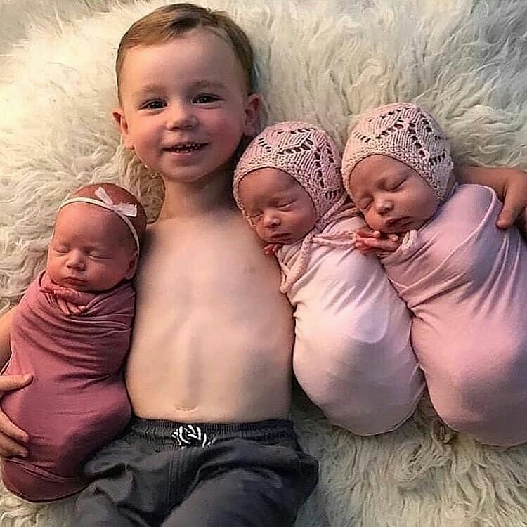 What a proud big brother of these cute swaddling babies!
.
Double tap & leave co…