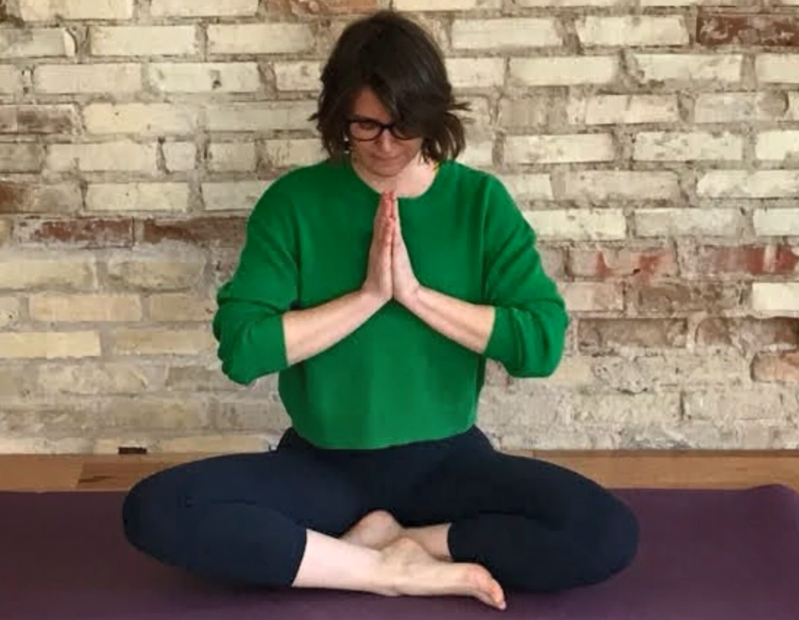 Managing Anxiety Using Natural Remedies with Yoga & Meditation Teacher, Erin Goldman – 9 & 10 News – 9&10 News