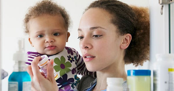 18 Things a Pediatrician Always Has in Her Medicine Cabinet – PureWow