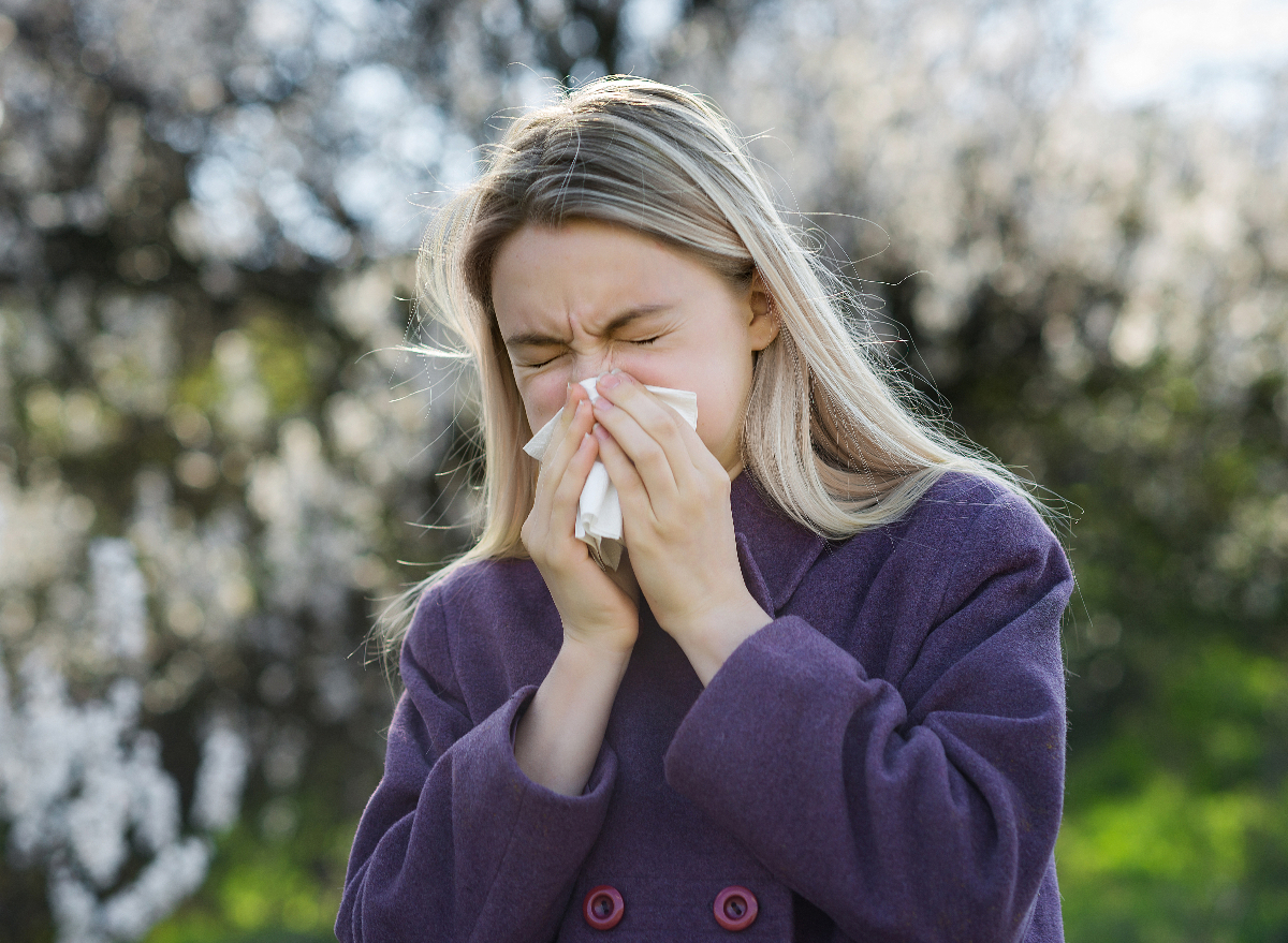 The Ugly Side Effects of Seasonal Allergies, Expert Says — Eat This Not That – Eat This, Not That